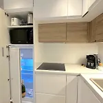 Monaco # - 6 Persons - 2 Bedrooms - Full Renovated - Full Clim - Hypercenter - And Sun مينتون