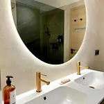 Monaco # - 6 Persons - 2 Bedrooms - Full Renovated - Full Clim - Hypercenter - And Sun شقة مينتون